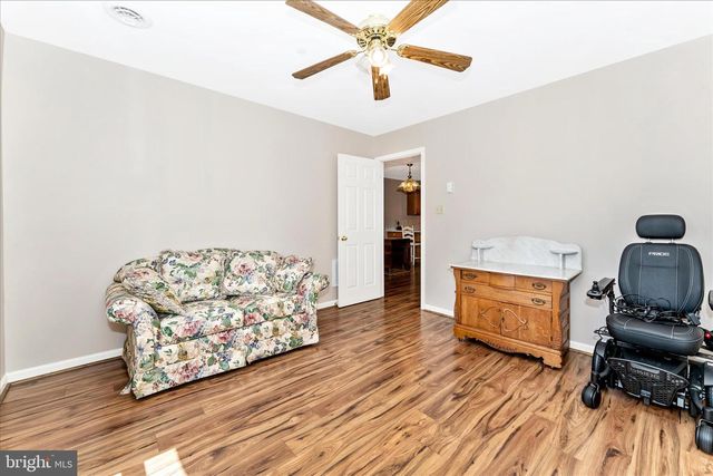 229 S FORK DR, Hagerstown, MD 21740