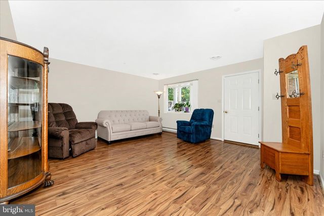229 S FORK DR, Hagerstown, MD 21740
