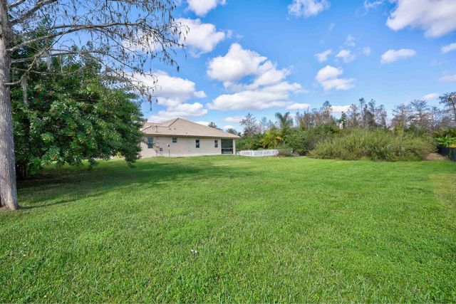 8671 N 155th Pl Place N, Palm Beach Gardens, FL 33418