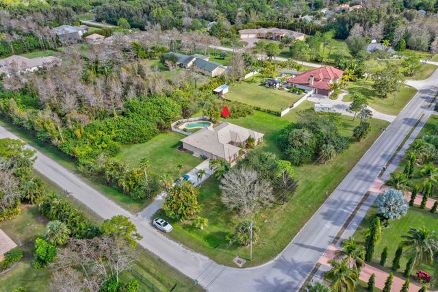 8671 N 155th Pl Place N, Palm Beach Gardens, FL 33418