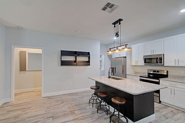 1485 1ST STREET, Orange City, FL 32763