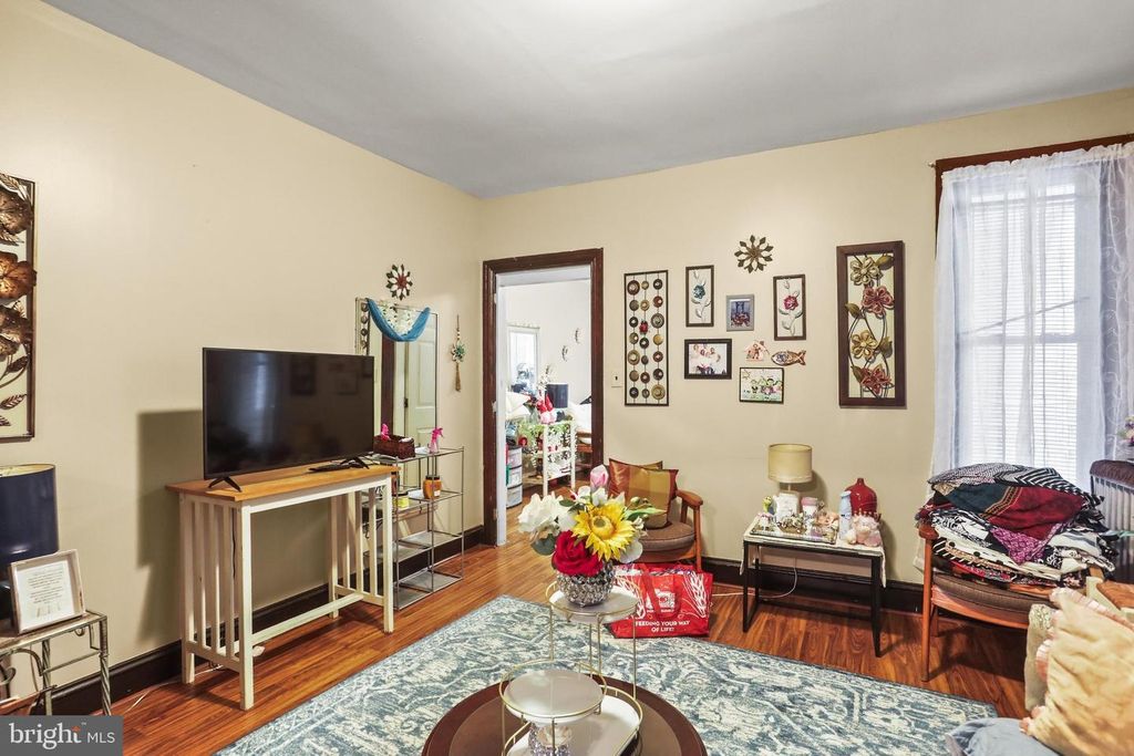 Image 11 of property listing at 640 PENNSYLVANIA AVE, York, PA 17404