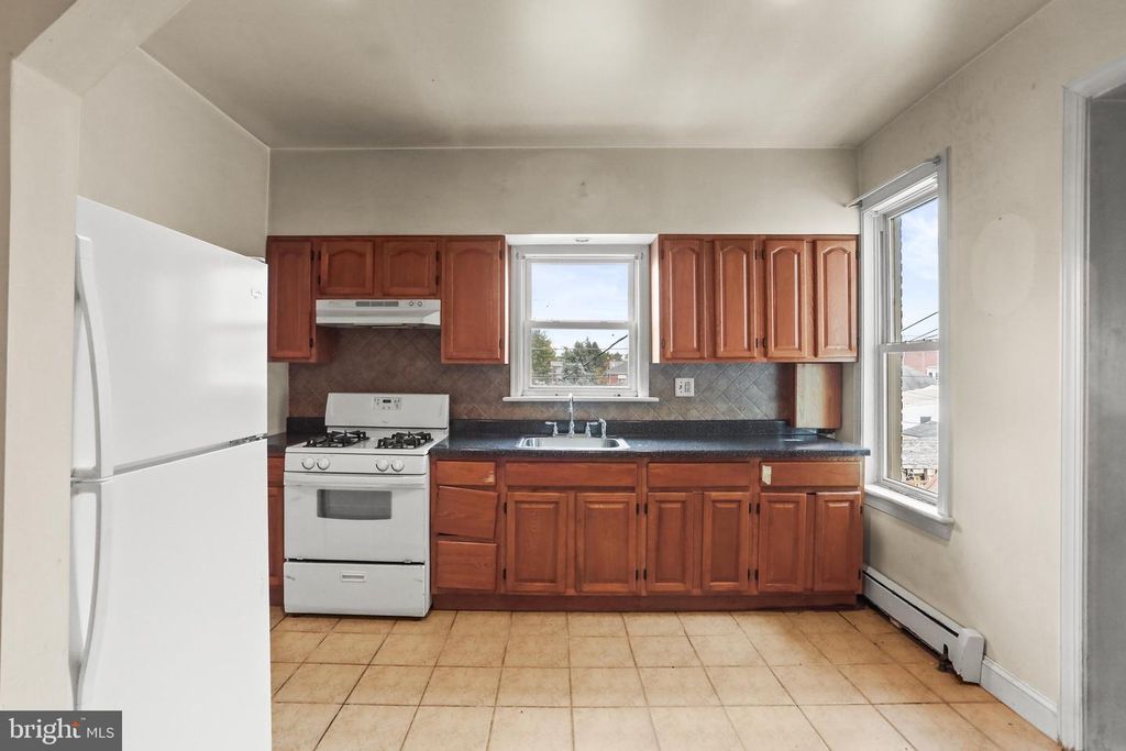 Image 20 of property listing at 640 PENNSYLVANIA AVE, York, PA 17404