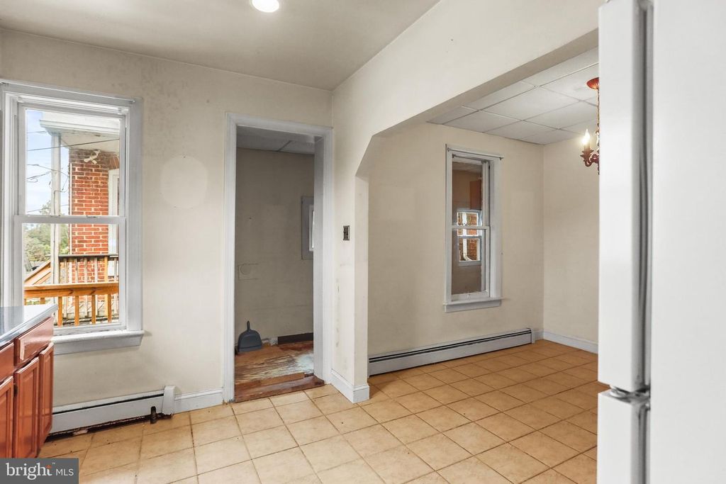 Image 21 of property listing at 640 PENNSYLVANIA AVE, York, PA 17404