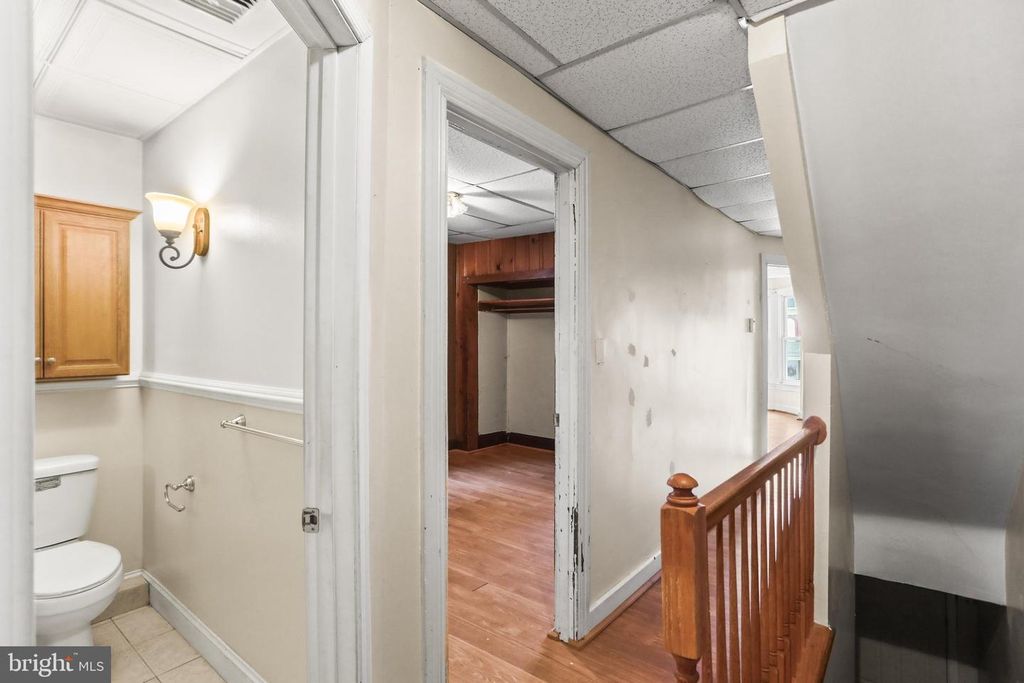 Image 24 of property listing at 640 PENNSYLVANIA AVE, York, PA 17404
