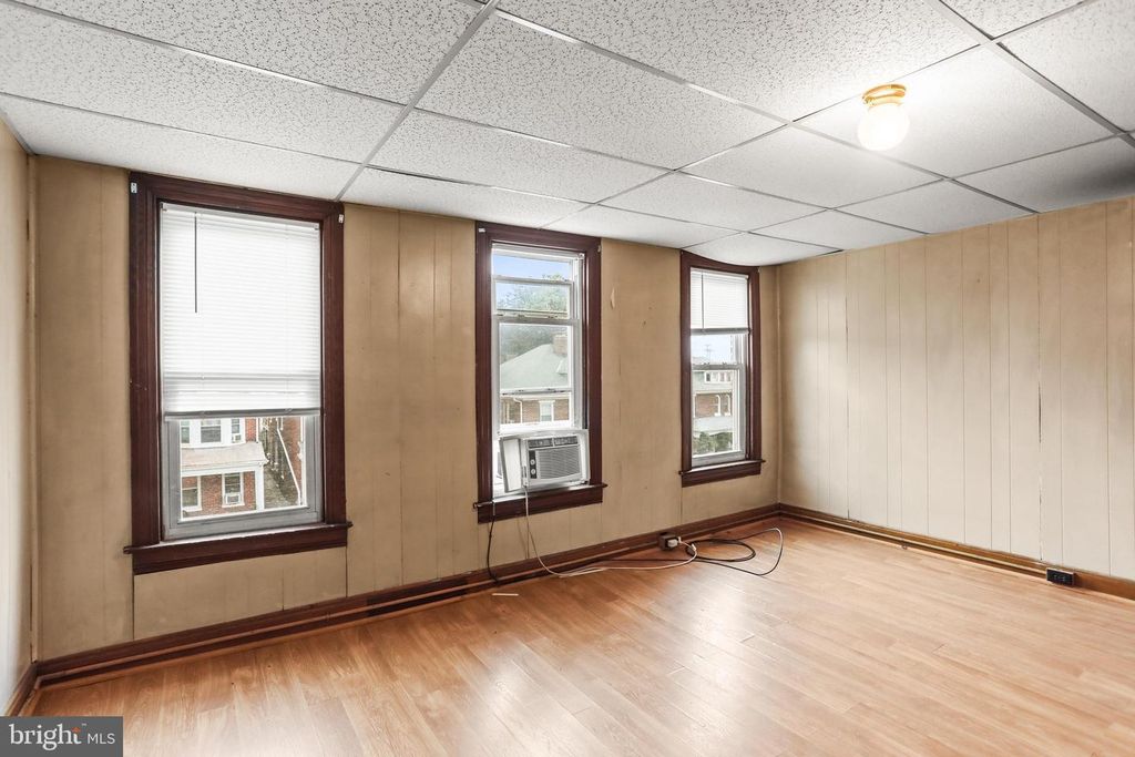 Image 35 of property listing at 640 PENNSYLVANIA AVE, York, PA 17404