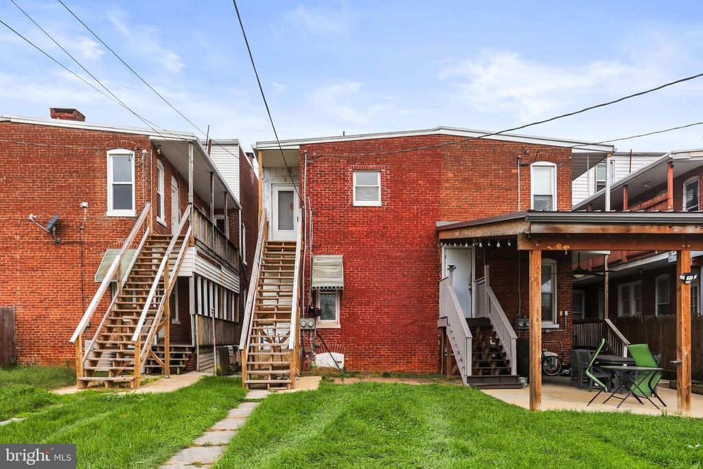 Image 44 of property listing at 640 PENNSYLVANIA AVE, York, PA 17404