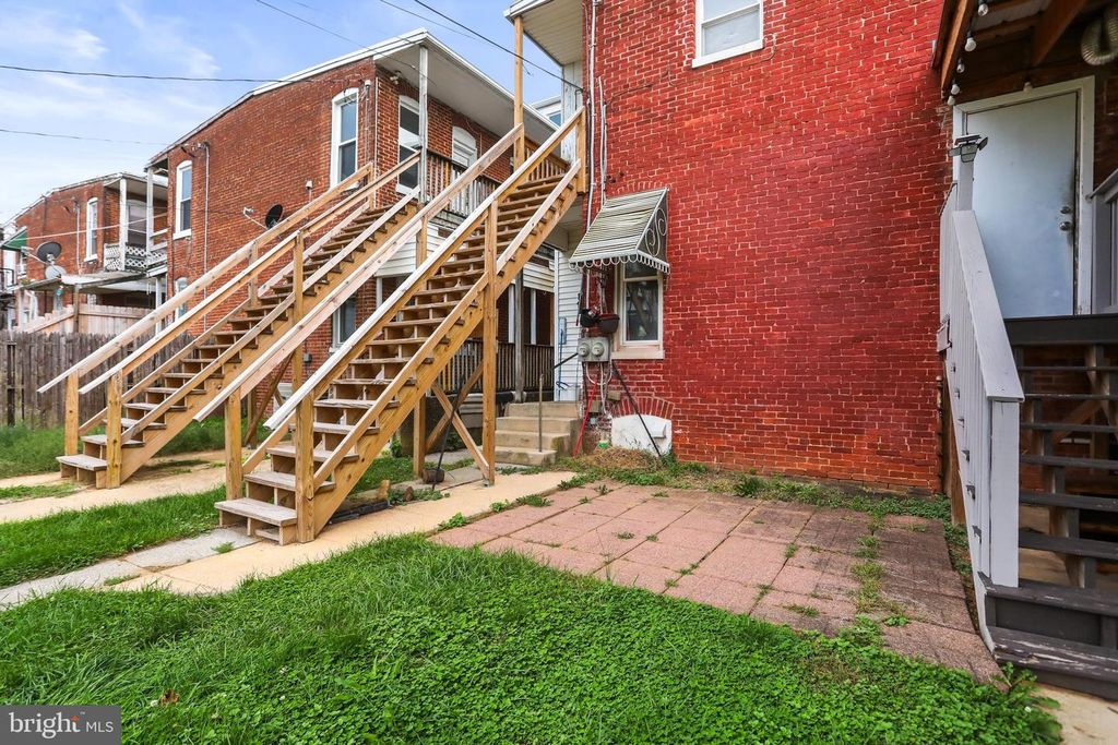 Image 49 of property listing at 640 PENNSYLVANIA AVE, York, PA 17404