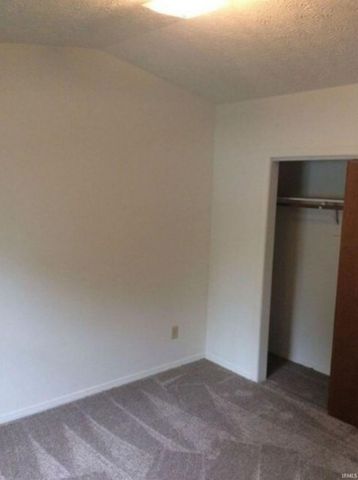 311-321 S Muller Parkway, Bloomington, IN 47403