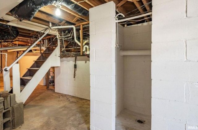 311-321 S Muller Parkway, Bloomington, IN 47403