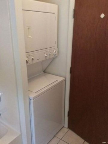 311-321 S Muller Parkway, Bloomington, IN 47403