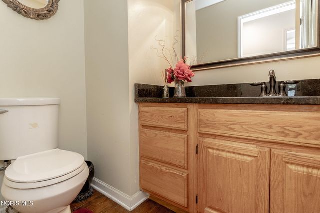 2910 Tracewood Drive, Toledo, OH 43617