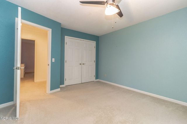 2910 Tracewood Drive, Toledo, OH 43617