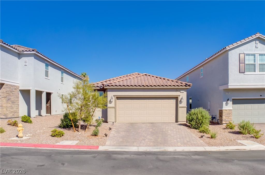 8768 Sand Verbena Avenue, Las Vegas, NV 89117 — exterior