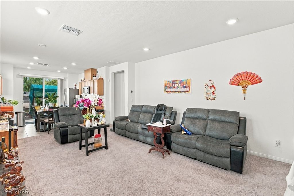 8768 Sand Verbena Avenue, Las Vegas, NV 89117 — photo 4