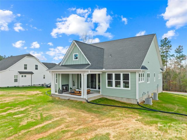 116 Starboard Lane, Statesville, NC 28677