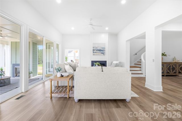 116 Starboard Lane, Statesville, NC 28677