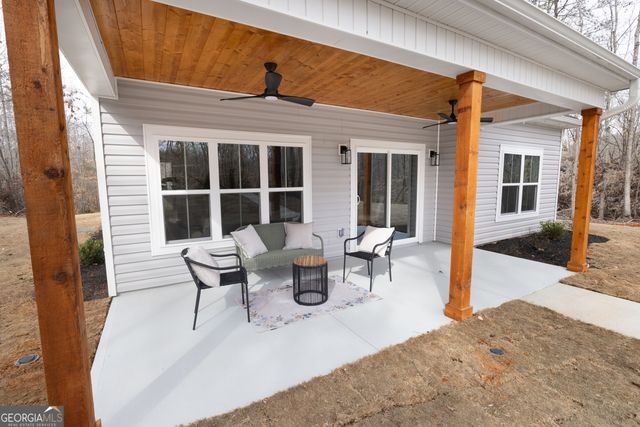 502 Point Road, Westminster, SC 29693