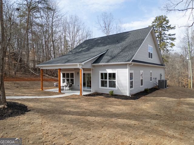 502 Point Road, Westminster, SC 29693