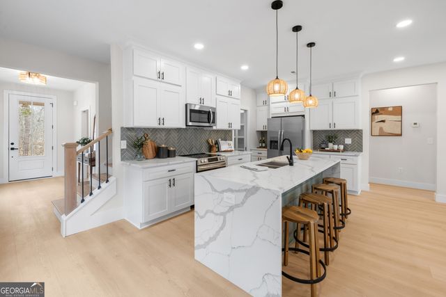 502 Point Road, Westminster, SC 29693