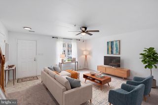 10 HICKORY LN, Elkton, MD 21921