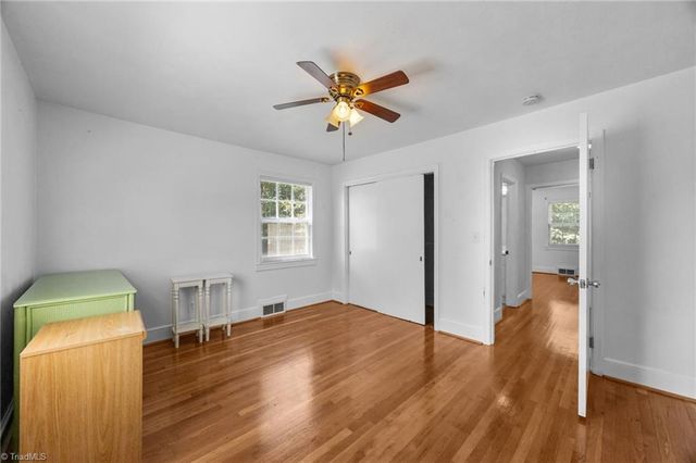 824 W Lexington Avenue, High Point, NC 27262