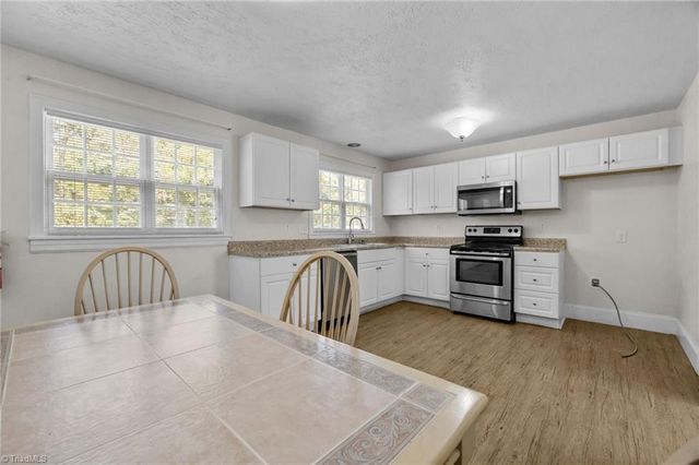 824 W Lexington Avenue, High Point, NC 27262