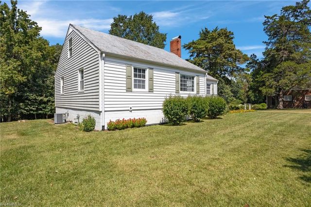 824 W Lexington Avenue, High Point, NC 27262