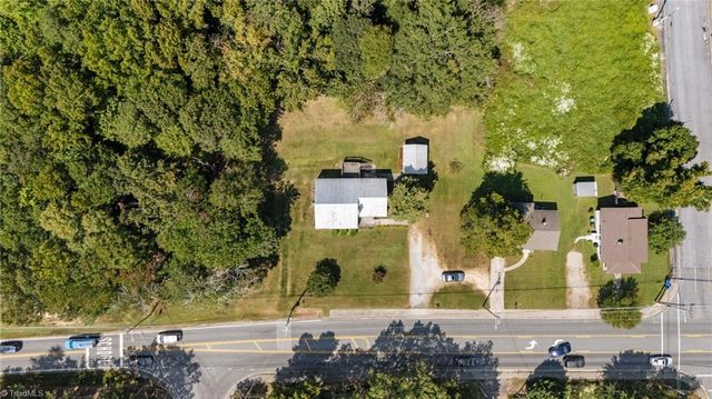 824 W Lexington Avenue, High Point, NC 27262
