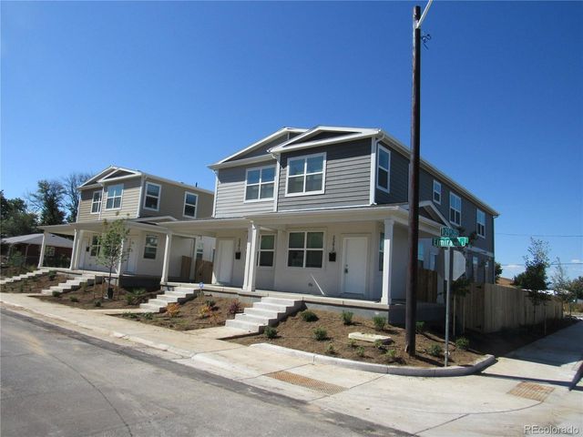 2380 N Emporia St, Aurora, CO 80010