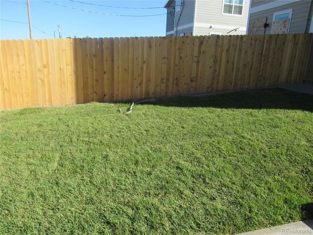 2380 N Emporia St, Aurora, CO 80010