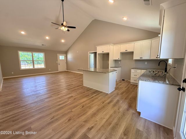 210 Tulip Dr, Bardstown, KY 40004