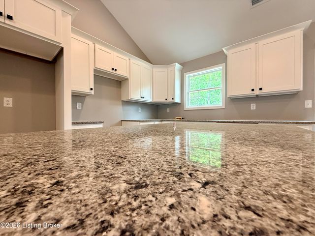 210 Tulip Dr, Bardstown, KY 40004
