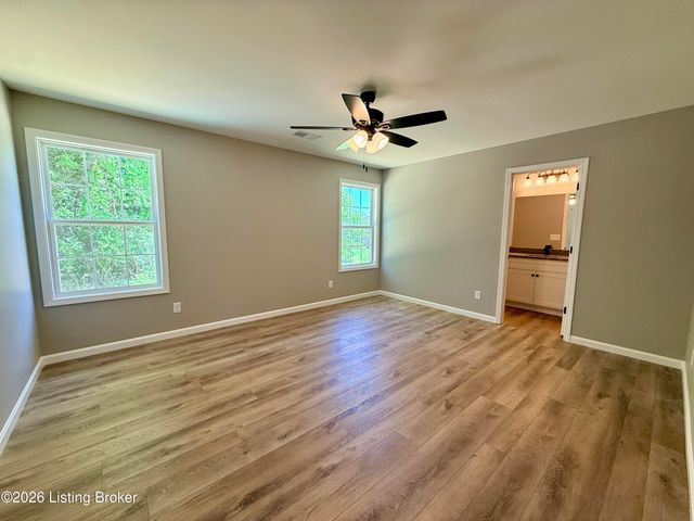 210 Tulip Dr, Bardstown, KY 40004