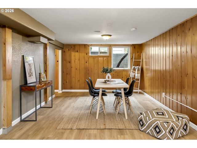 414 Se 153RD Ave, Portland, OR 97233