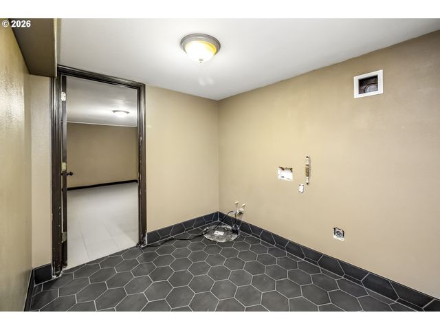 414 Se 153RD Ave, Portland, OR 97233