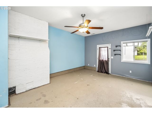 414 Se 153RD Ave, Portland, OR 97233