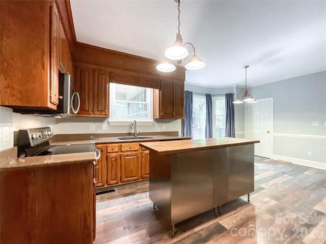 7151 Forest Ridge Road, Weddington, NC 28104