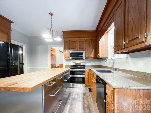 7151 Forest Ridge Road, Weddington, NC 28104