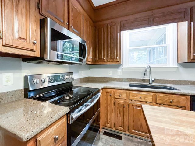 7151 Forest Ridge Road, Weddington, NC 28104