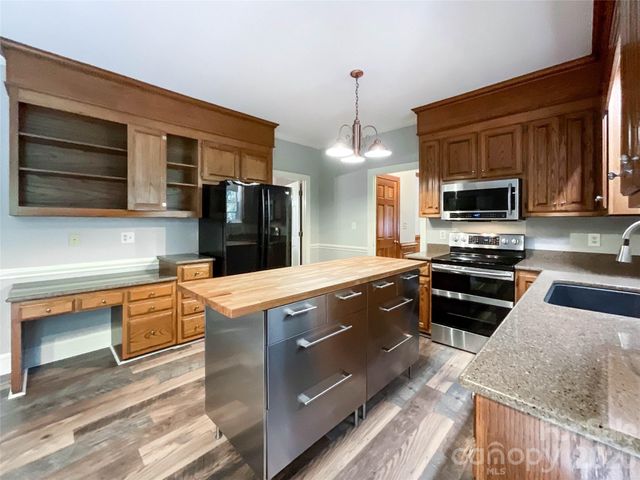 7151 Forest Ridge Road, Weddington, NC 28104