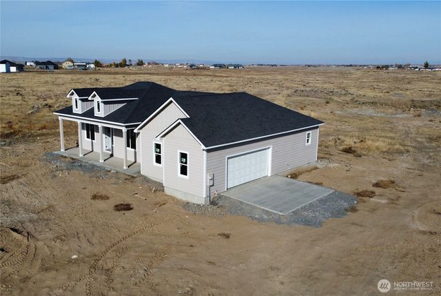 7189 NE Lake Vista Drive, Moses Lake, WA 98837
