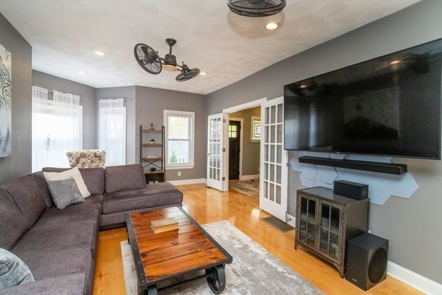 19 Pine St., Malden, MA 02148