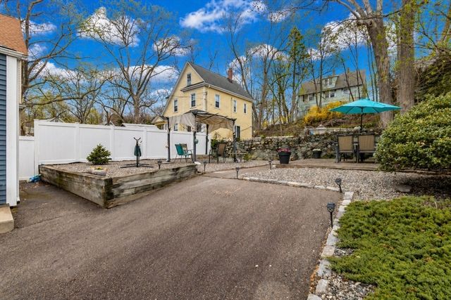 19 Pine St., Malden, MA 02148