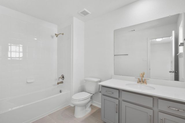 9922 Red Knot Street, Mont Belvieu, TX 77523