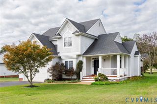 5000 Misty Spring Dr, Midlothian, VA 23112