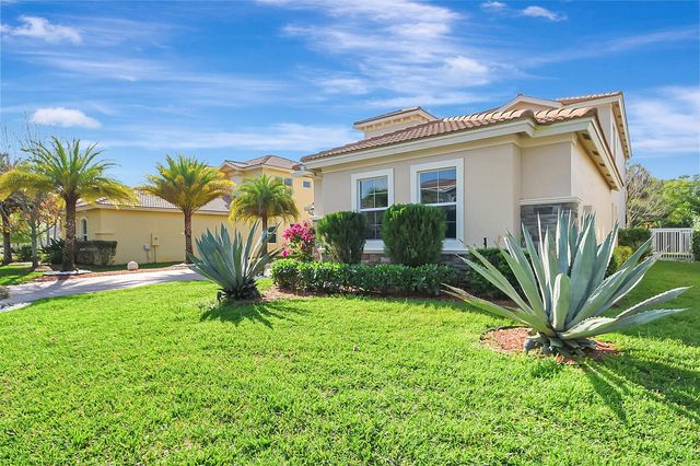 8952 Cypress Grove Lane, Royal Palm Beach, FL 33436