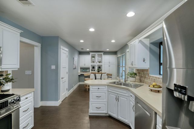 6705 Manzanita ST, Austin, TX 78759