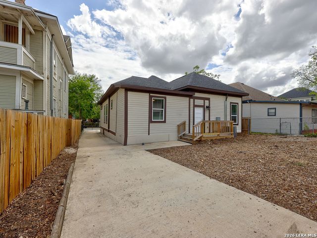 507 W Mistletoe, San Antonio, TX 78212