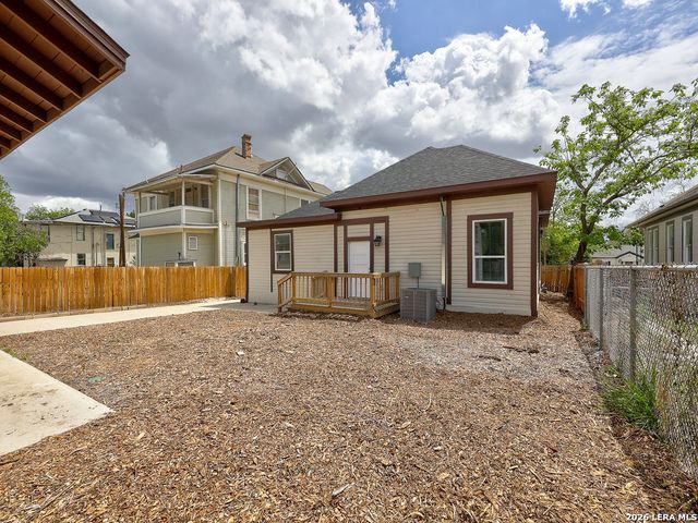 507 W Mistletoe, San Antonio, TX 78212
